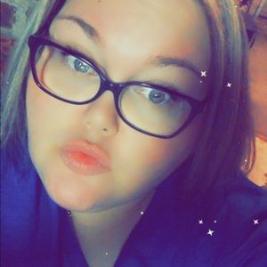 Meet your Posher, Chanell